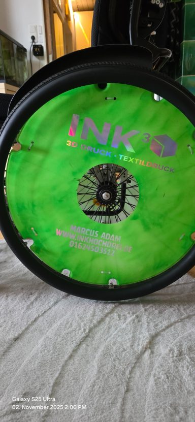 Rollstuhlspeichenschutzaufkleber